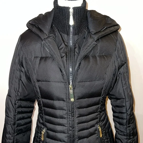 Vince Camuto Down Winter coat. - Picture 3 of 12